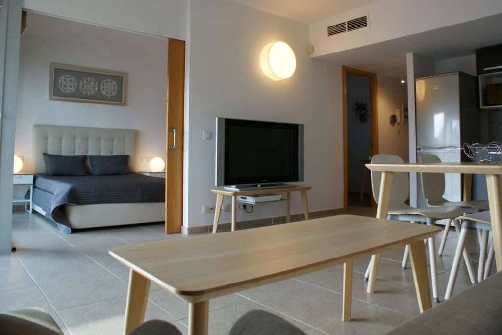Apartamento En Roses Con Parking Y Piscina Apartment Exterior foto